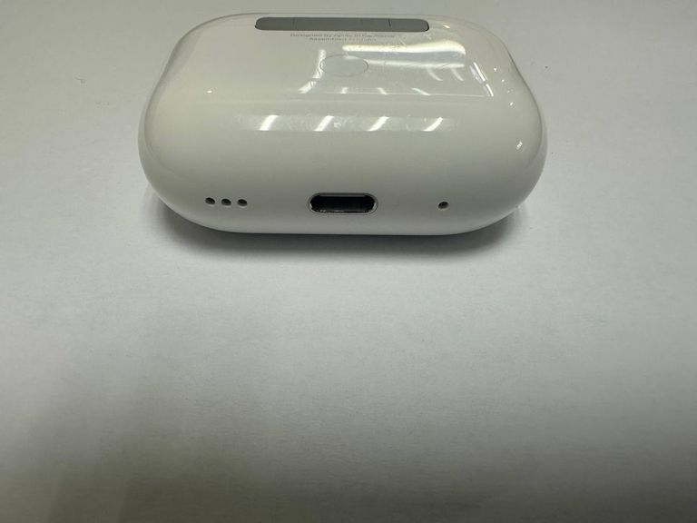 Apple airpods pro 2nd generation with magsafe charging case usb-c Код:01-200767052. Изображение 8