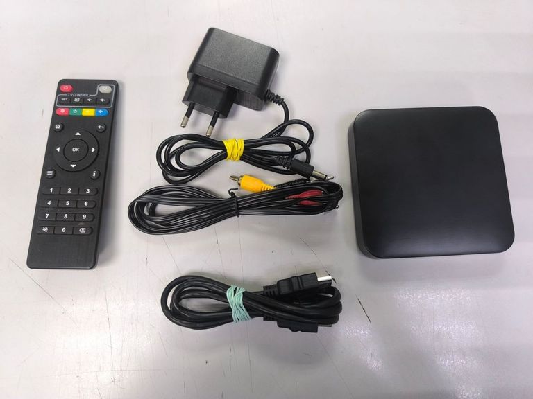 Купити iNeXT TV3s Б/У