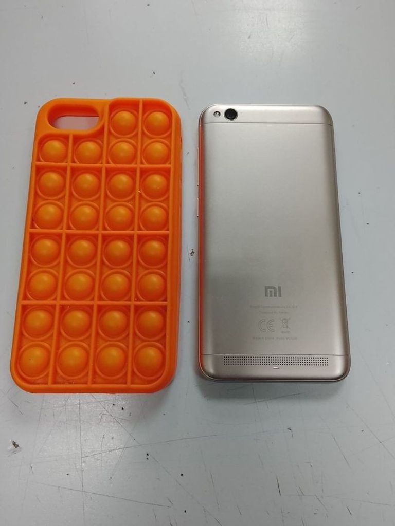 Дешево Xiaomi Redmi 5A 2/16GB Gray з ломбарду