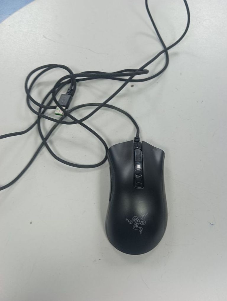Дешево Razer death adder v2 rz01-03210100 з ломбарду