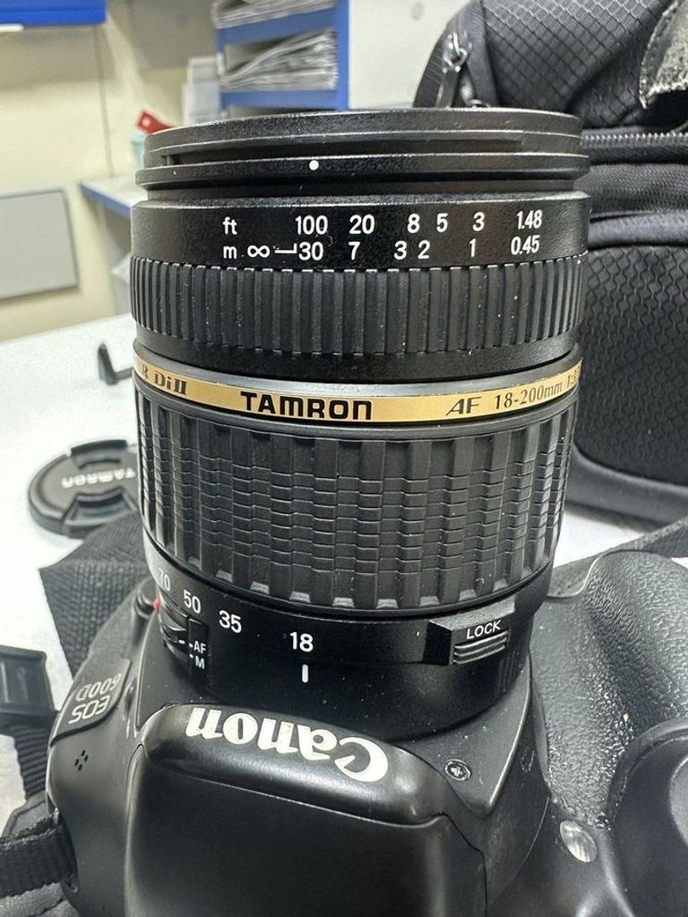 Дешиво Tamron af 18-200mm f/3,5-6,3 xr di ii с ломбарда