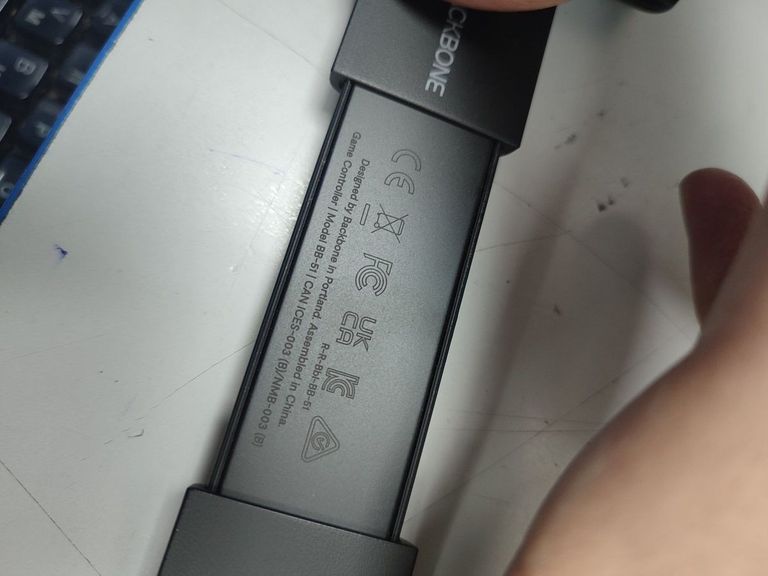 Дешиво Backbone one for android с ломбарда