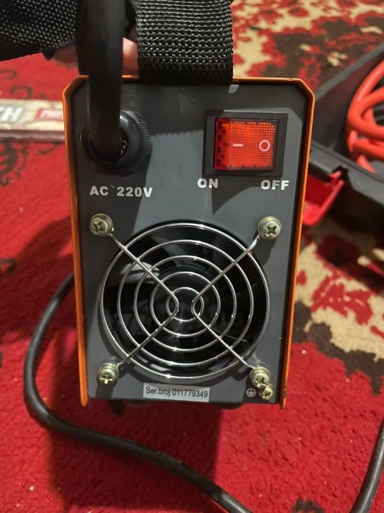 Дешиво Limex IZ-MMA 305 rdk с ломбарда