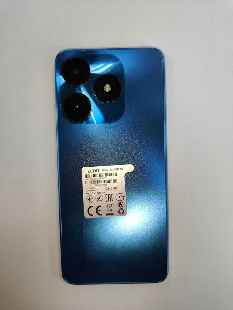 Дешиво Tecno spark 10 ki5q 8/128gb с ломбарда