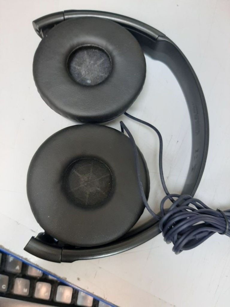 Распродажа Sony mdr-zx310, продавец Техноскарб