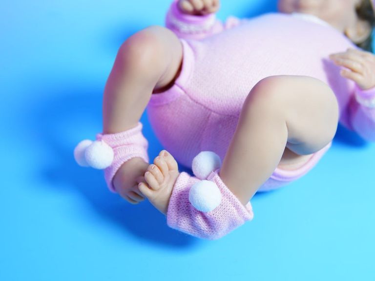 ZIYIUI Reborn, 22 дюйми, м'який силіконовий вініл, 55 см, із закритими очима. Нова. Код:null. Изображение 5