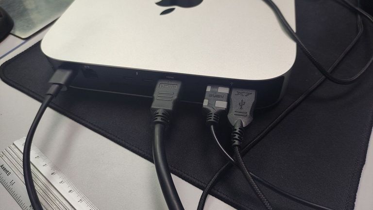 Apple mac mini a2686 mmfj3 m2/8core/ram8gb/ssd256gb Код:01-200828217. Зображення 8