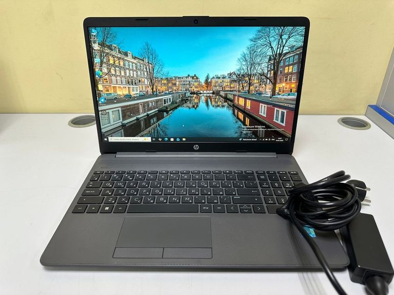 Купити Hp 15/core i3-1115g4 ddr4/8gb ddr4/ssd 256 gb/*інтегрована Б/У