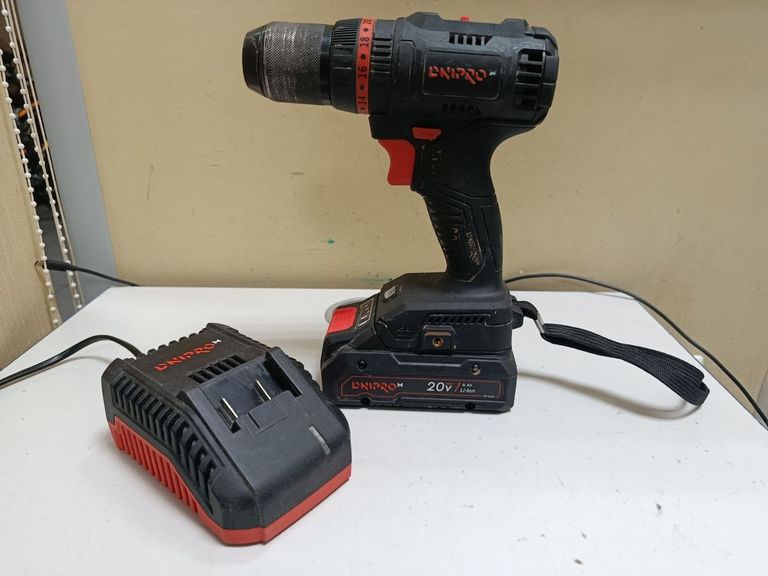 Купити Dnipro-M cd-201hbc compact 1акб 4ah зп Б/У