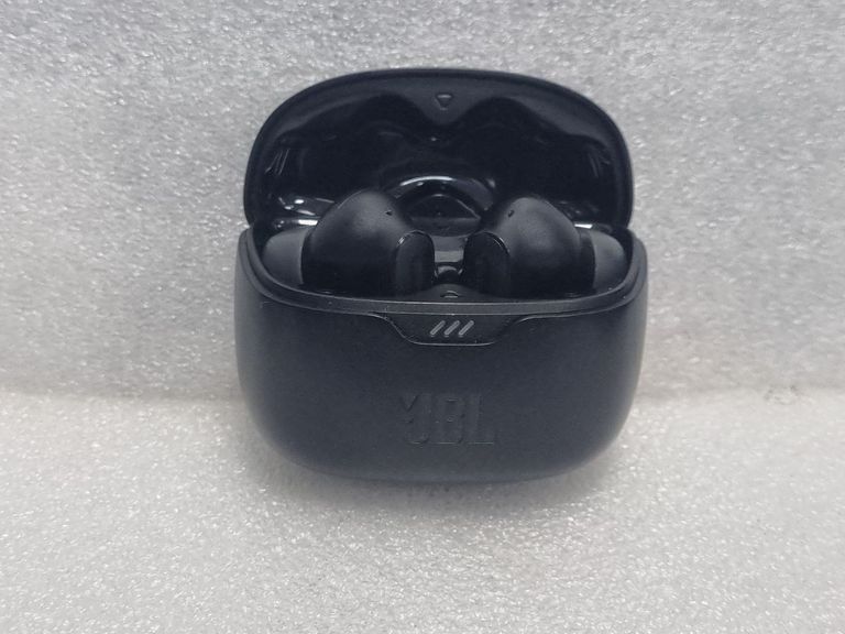 Купить Jbl tune beam Б/У