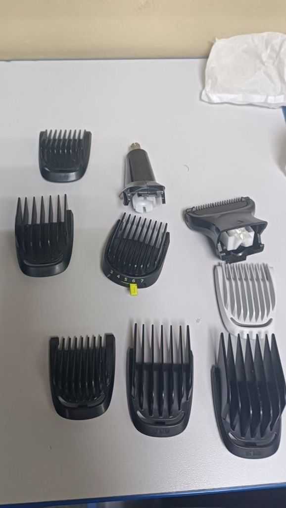 Дешиво Philips Multigroom Series 5000 MG5930/15 с ломбарда