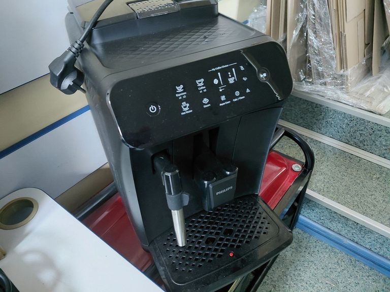 Купити Philips Series 800 EP0820/00 Б/У