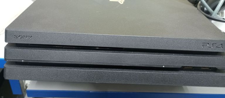 Оголошення Sony playstation 4 1tb Б/У