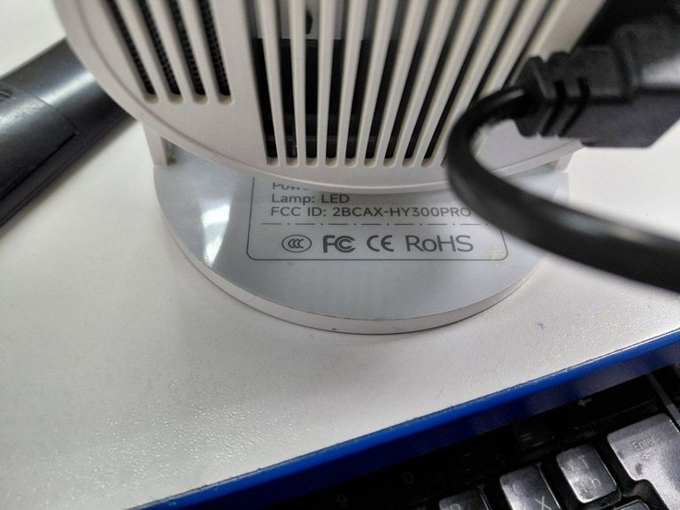 Оголошення Magcubic HY300 White Б/У