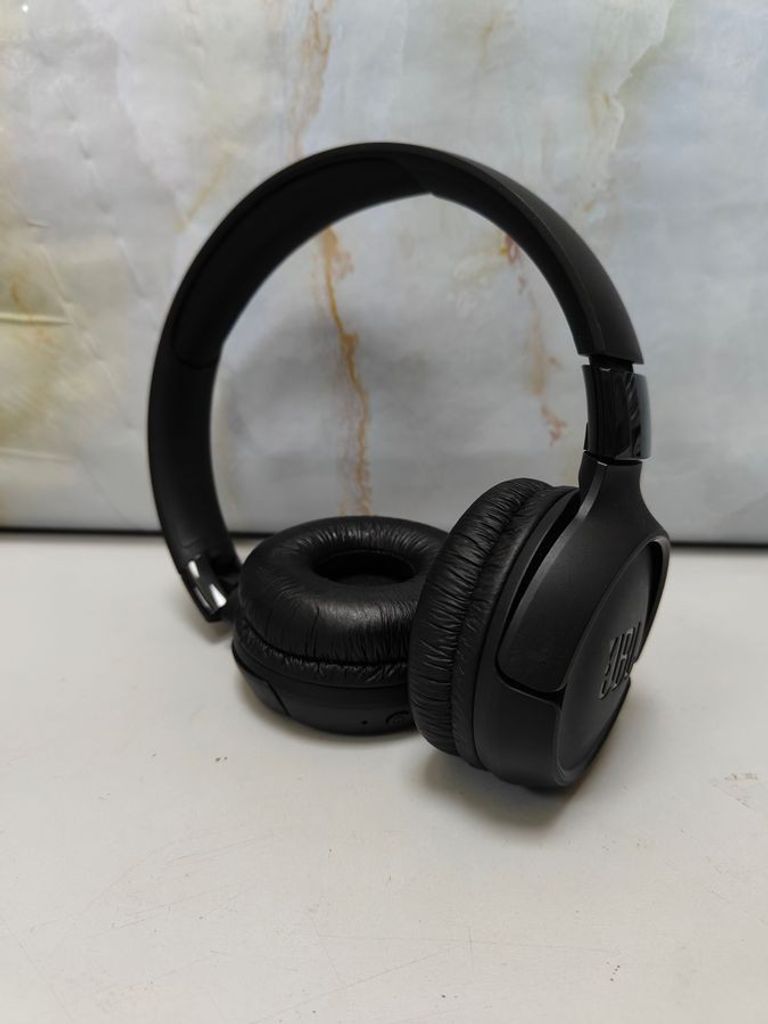 Купити Jbl tune 520bt Б/У