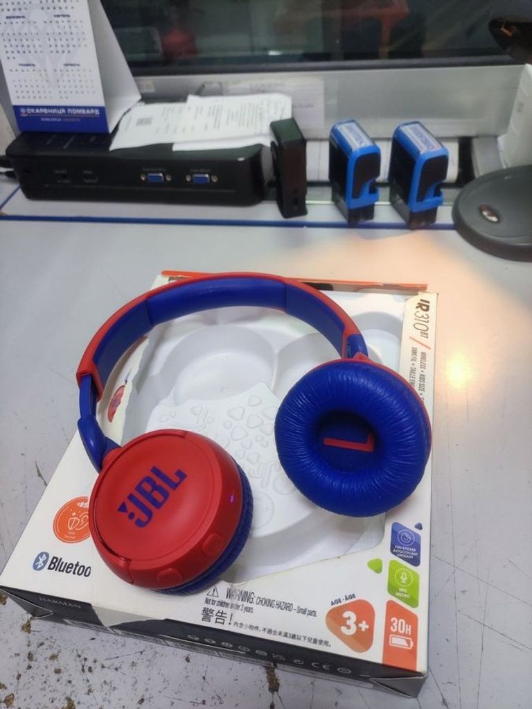 Купити Jbl jr310bt Б/У