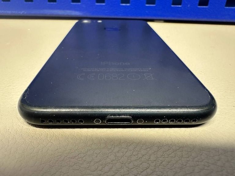 Apple iphone 7 32gb Код:01-200862707. Зображення 8