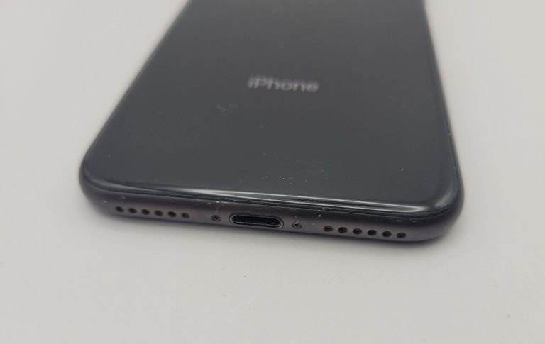 Apple iphone 8 64gb Код:01-200867380. Зображення 6