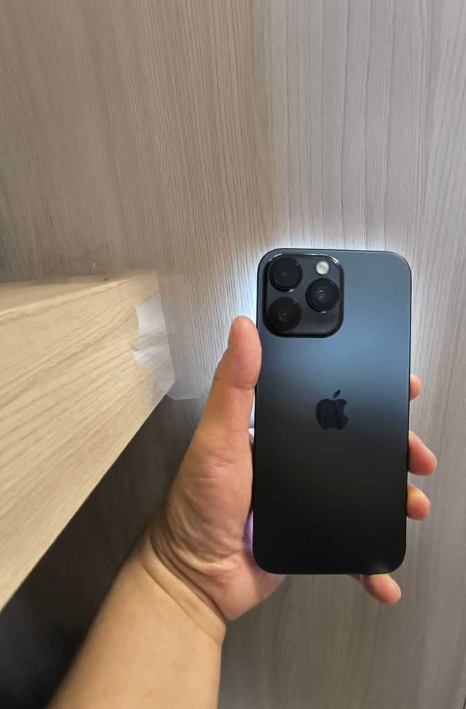 Оголошення Apple iPhone 16 Pro Max 512GB Black Titanium (MYX03) Б/У