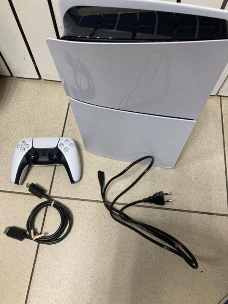 Оголошення Sony PlayStation 5 Slim Digital Edition 1TB Б/У