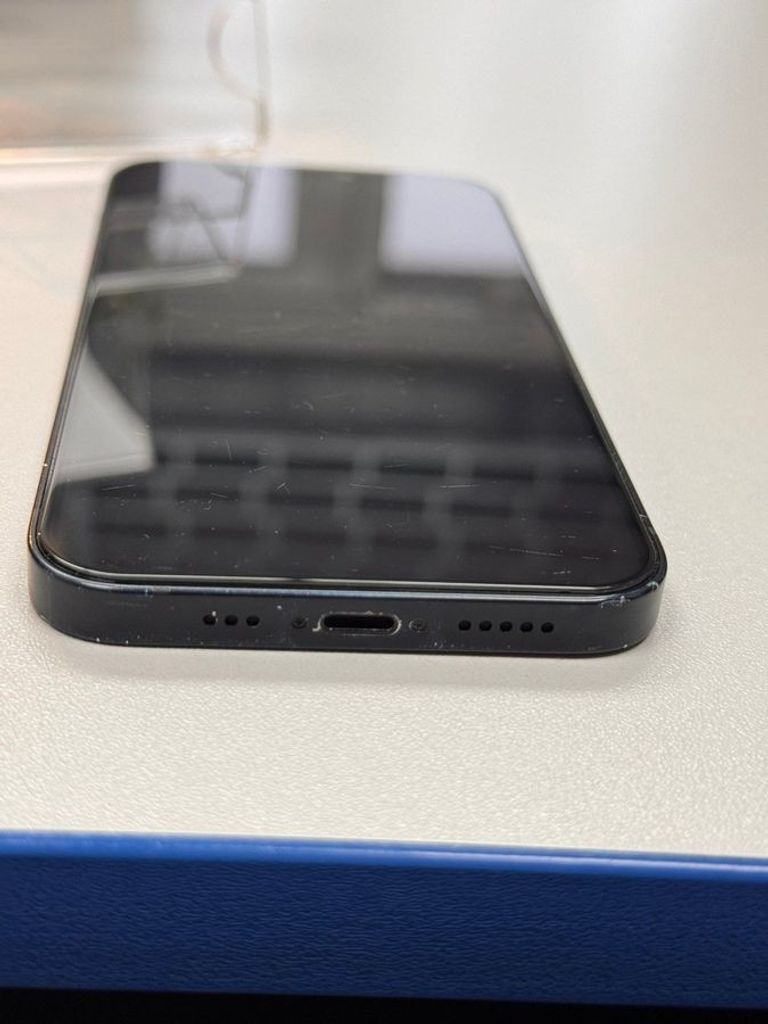 Apple iPhone 12 128GB (PRODUCT)RED Код:01-200874738. Изображение 8