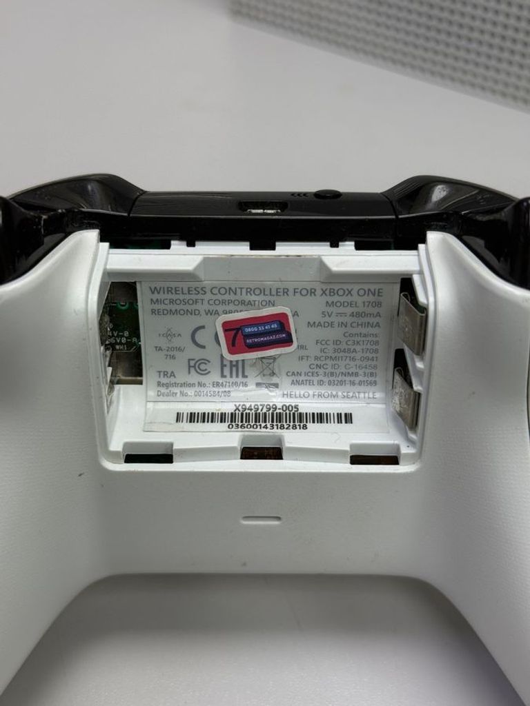 Microsoft Xbox One S 1TB Код:01-200876756. Зображення 12