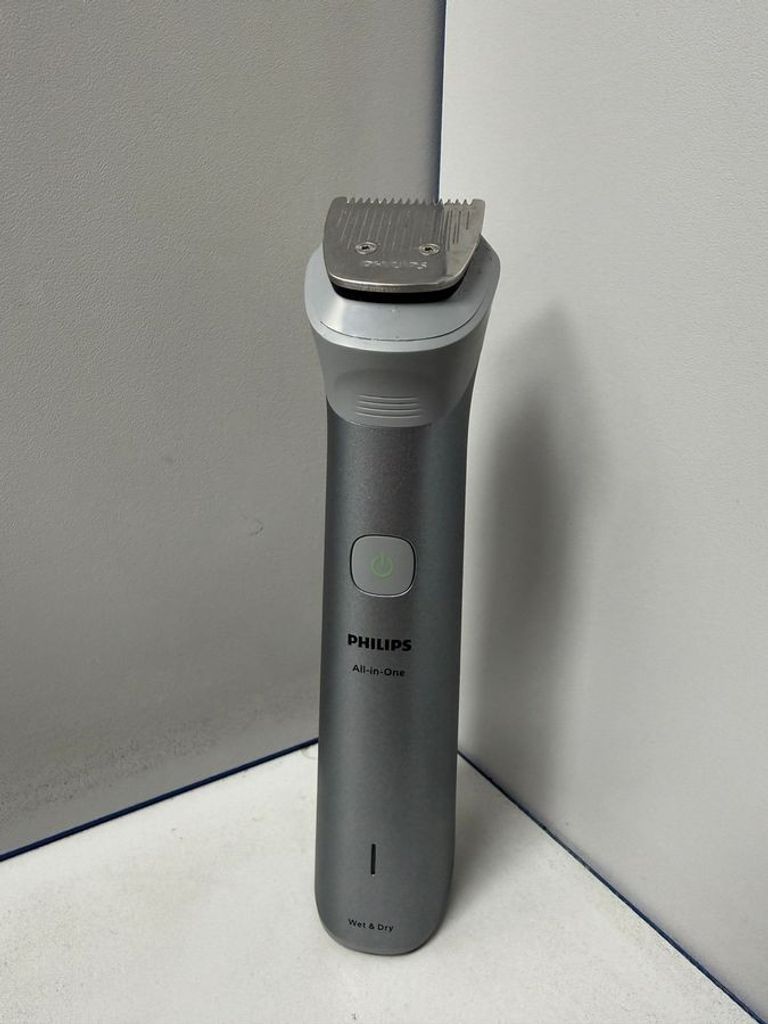 Дешиво Philips All-in-One Trimmer 5000 Series MG5931/15 с ломбарда