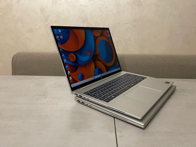 Дешиво HP EliteBook 860 G11, 16" с ломбарда