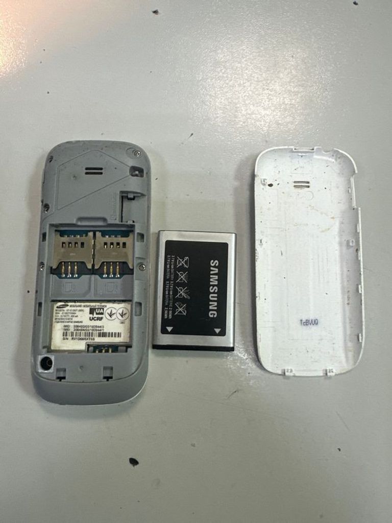 Дешево Samsung e1282t з ломбарду