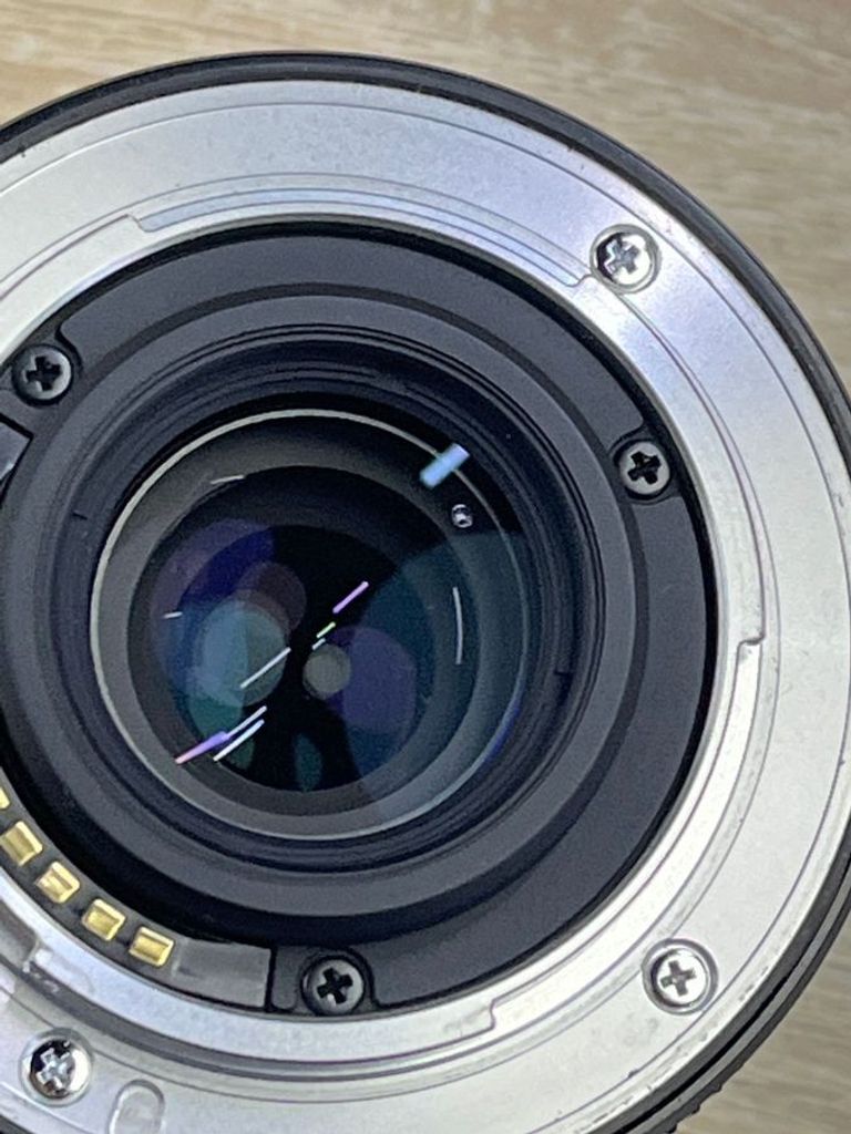 Дешево Fujifilm XF 23mm f/2,0 R WR з ломбарду