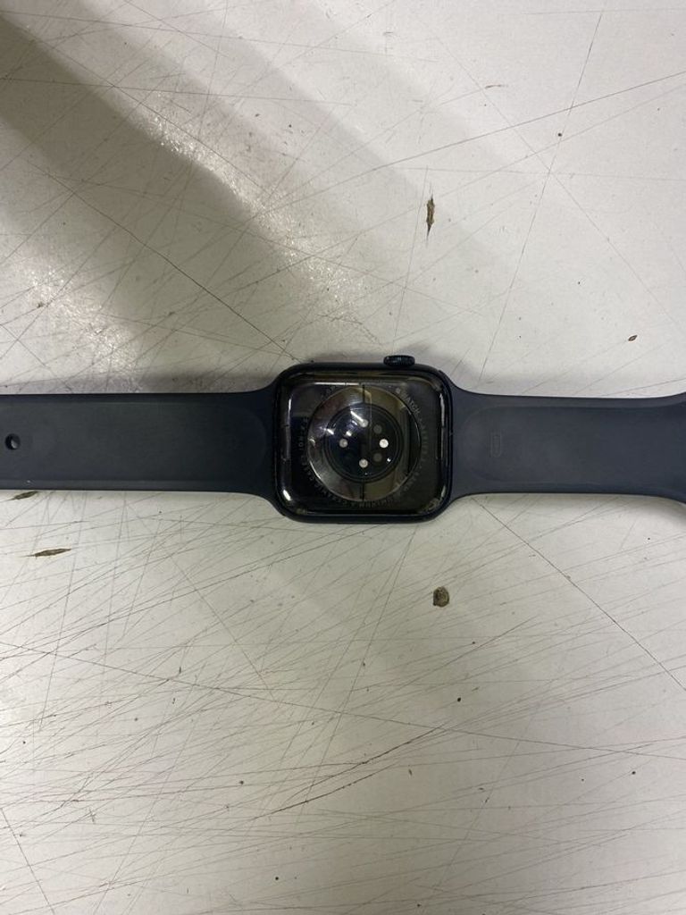 Объявление Apple watch series 8 gps 45mm aluminum case Б/У