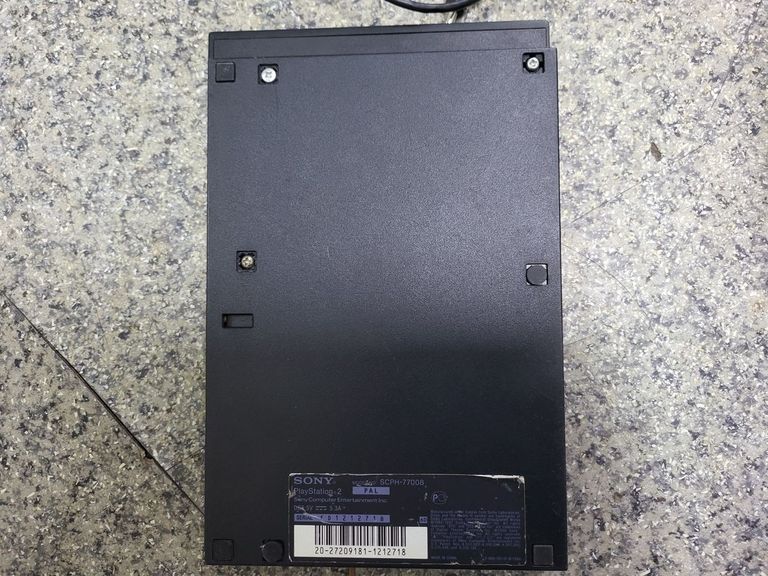 Дешево Sony PlayStation 2 Slim з ломбарду