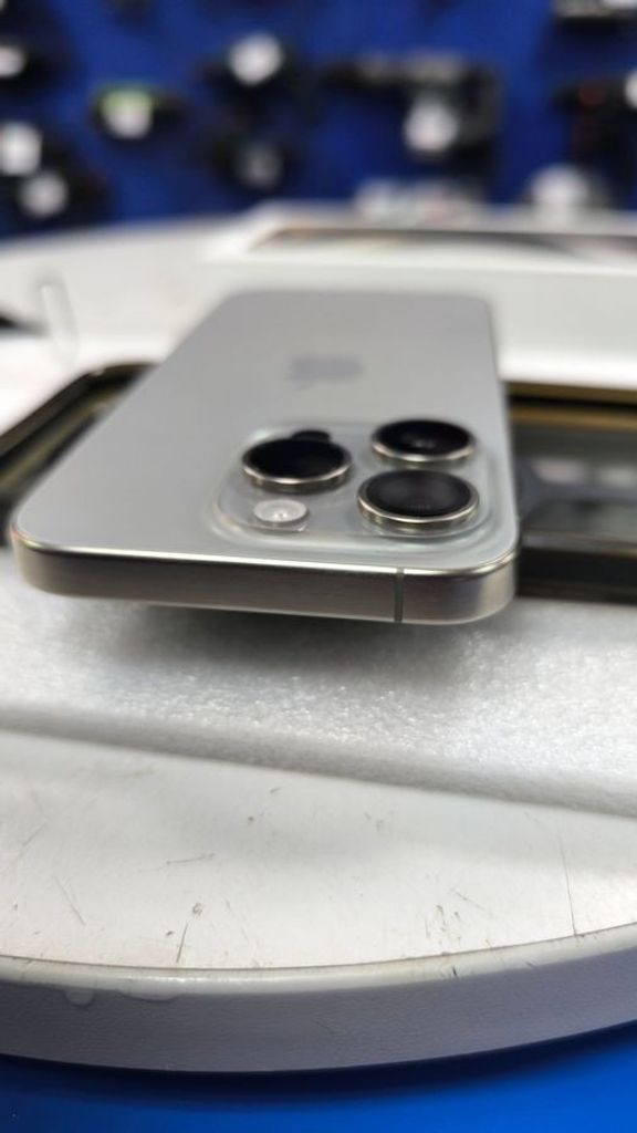 Дешиво Apple iphone 15 pro 256gb с ломбарда