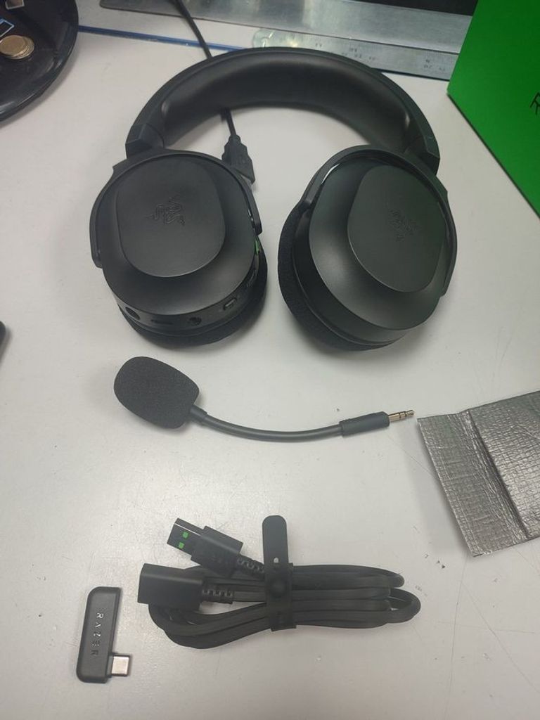 Дешево Razer barracuda x 2022 з ломбарду