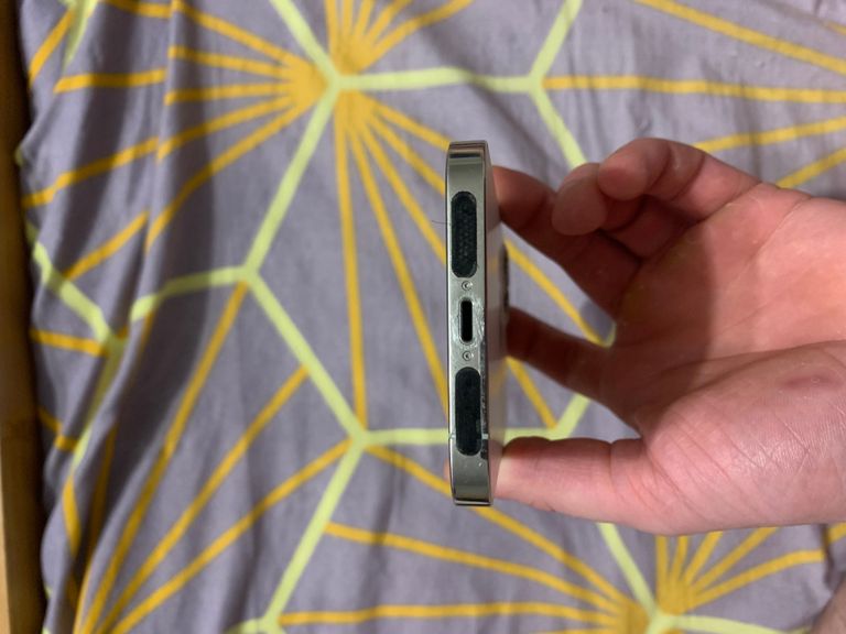 Дешево Apple iPhone 12 Pro Max 128GB Silver (MGD83) з ломбарду