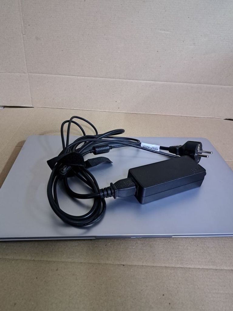 Оголошення Lenovo 15/ryzen 5 5500u ddr4/8gb ddr4/ssd 512 gb/*інтегрована Б/У