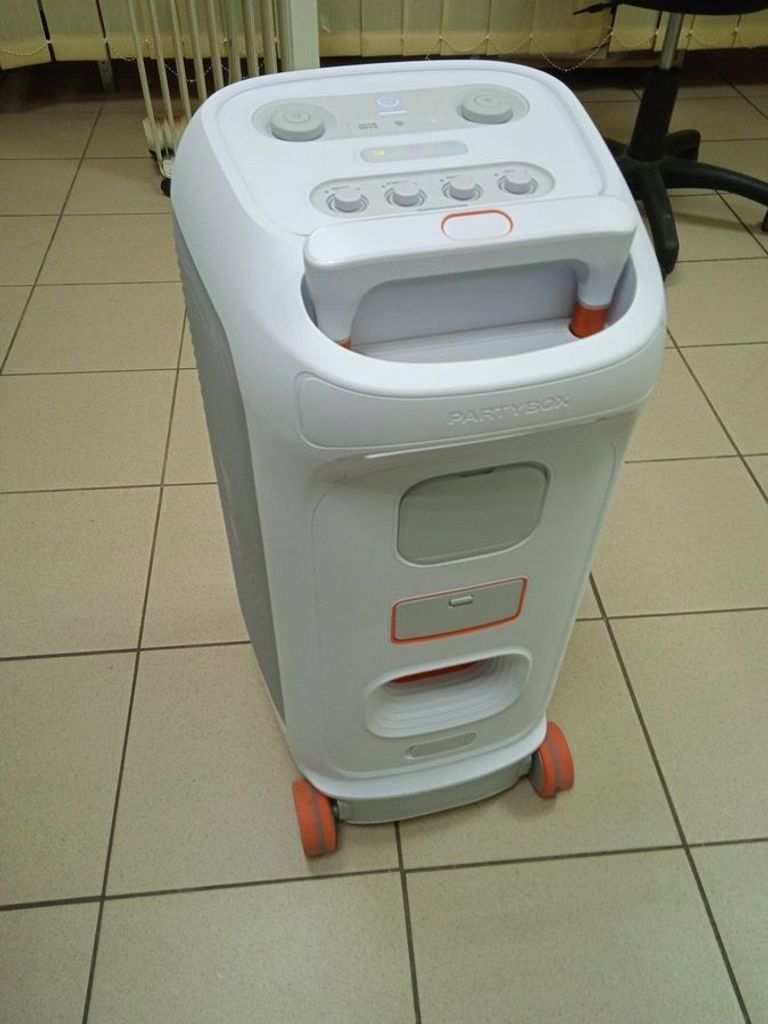 Розпродаж Jbl partybox stage 320, продавець Техноскарб