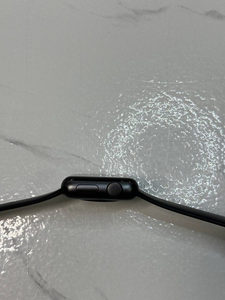 Apple watch series 3 gps 38mm aluminum case a1858 Код:01-200925445. Зображення 8