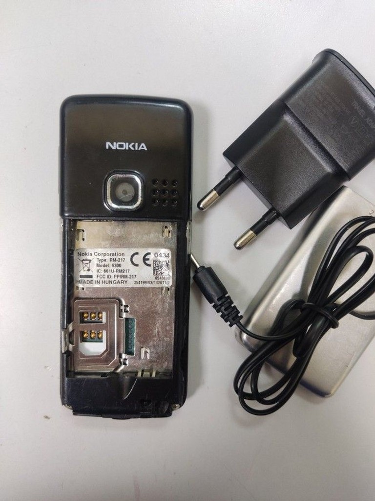 Дешево Nokia 6300 з ломбарду