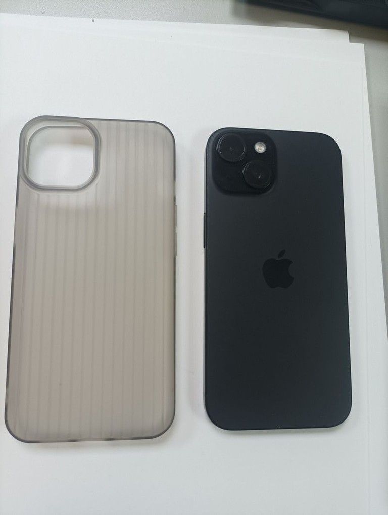 Купити Apple iPhone 15 128GB Green Б/У