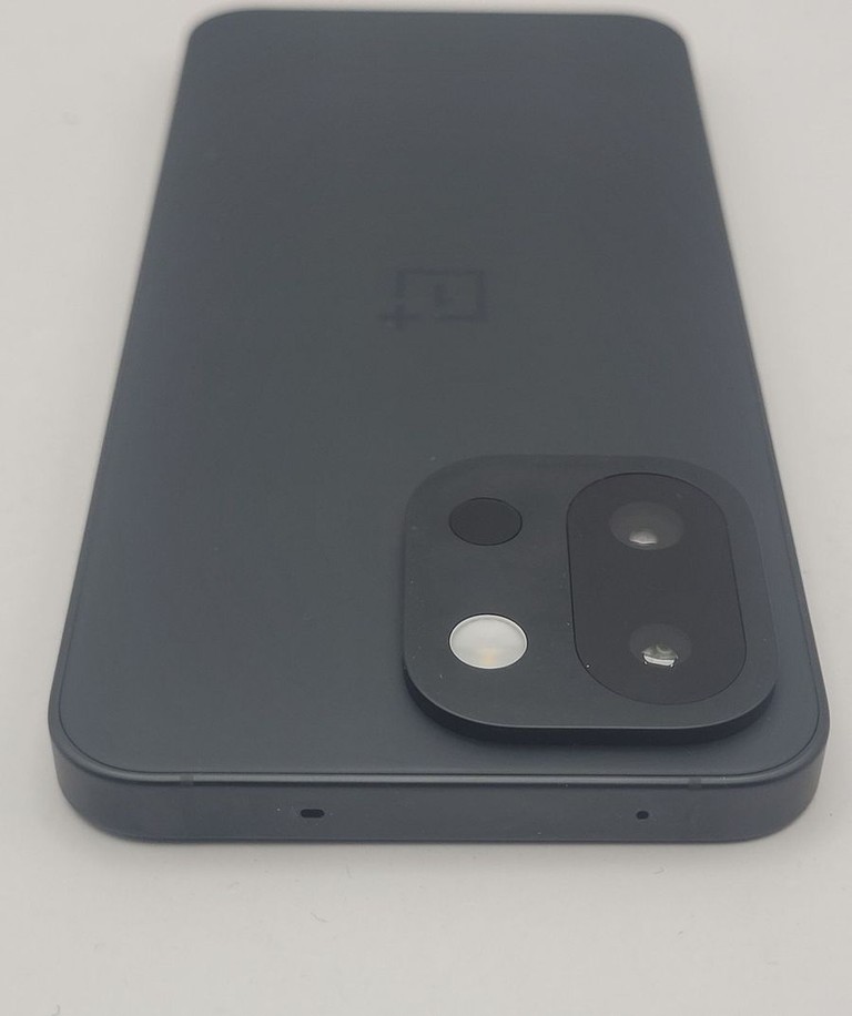 Oneplus 13T 16/512GB Black Код:01-200939319. Зображення 6