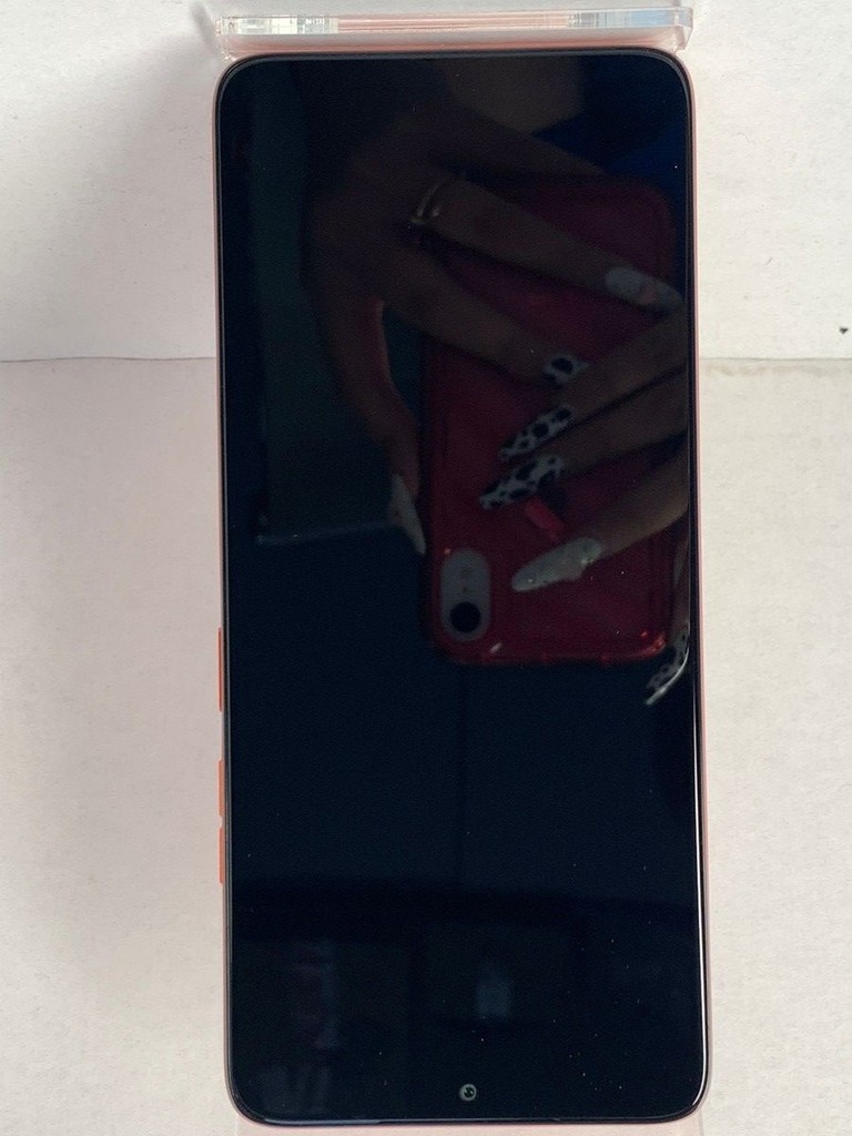 Объявление Motorola moto g06 4g 4/64gb tendril Б/У
