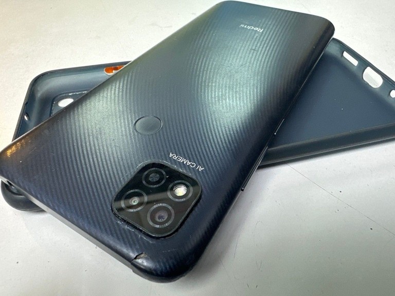 Розпродаж Xiaomi redmi 9c nfc 2/32gb, продавець Техноскарб
