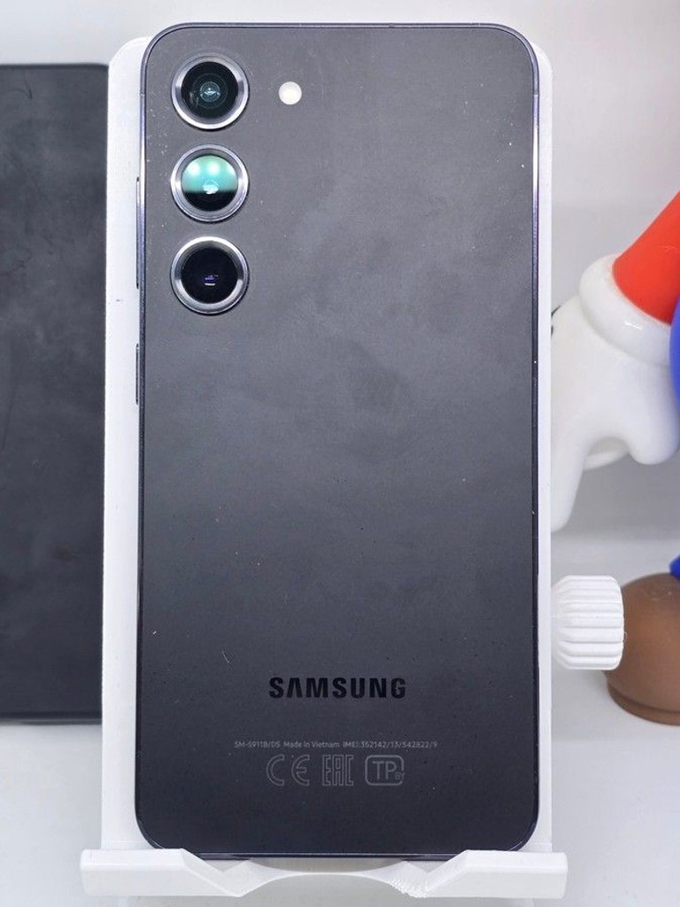 Объявление Samsung galaxy s23 8/256gb Б/У