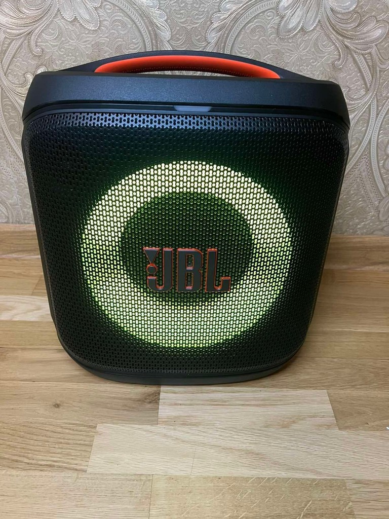 Купить Jbl PartyBox Encore Essential 2 (JBLPBENCOREESS2) Б/У