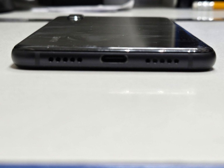 Распродажа Huawei p20 eml-l29 4/128gb, продавец Техноскарб