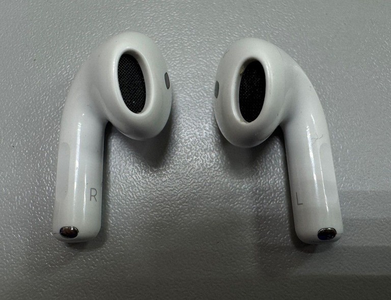 Оголошення Apple airpods 4 Б/У