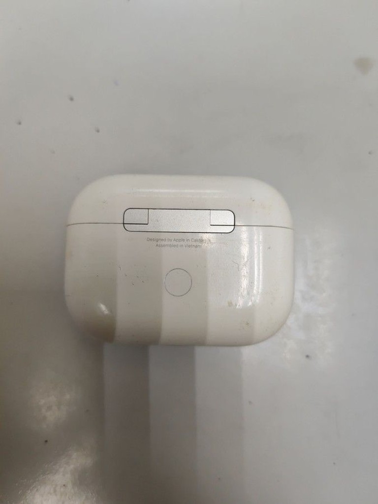 Оголошення Apple airpods pro 2nd generation with magsafe charging case usb-c Б/У