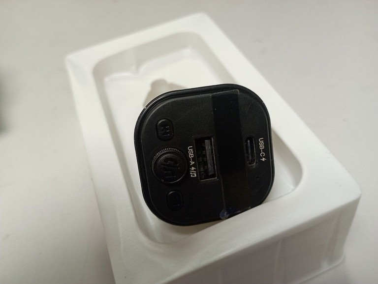 Оголошення Xo BCC-03 QC 18W/2 USB Black Б/У