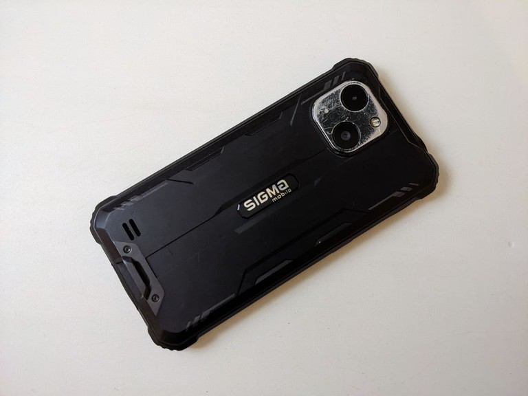 Купити Sigma mobile X-treme PQ18 Black Б/У